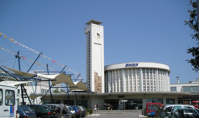 Brest train station